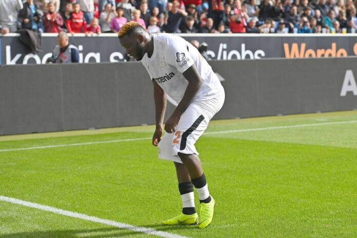 Victor Boniface Celebrating Goal Against Eintracht Frankfurt