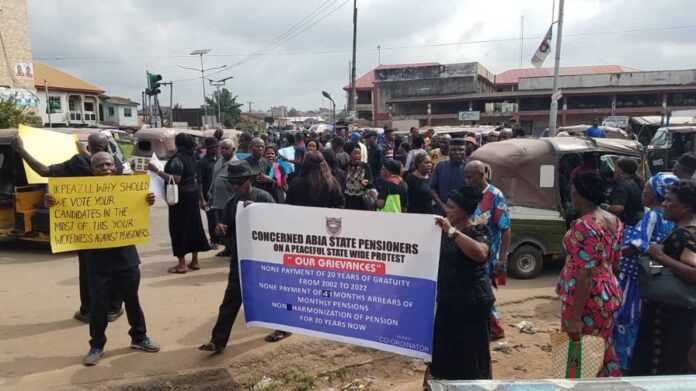 Abia Pensioners Protesting For Arrears And Gratuities