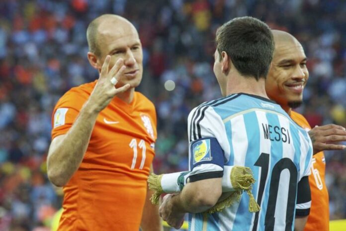 Arjen Robben And Lionel Messi