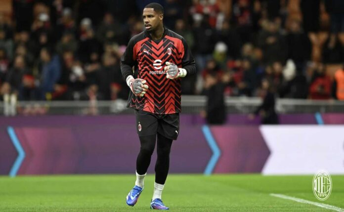 De Gea And Maignan Saving Penalties In Fiorentina Vs Milan Match