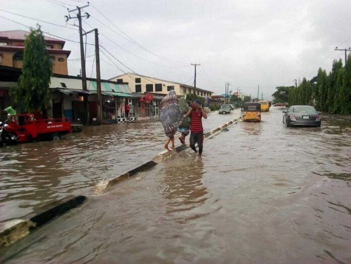 Edo State Government Distributing Relief Materials To Flood Victims