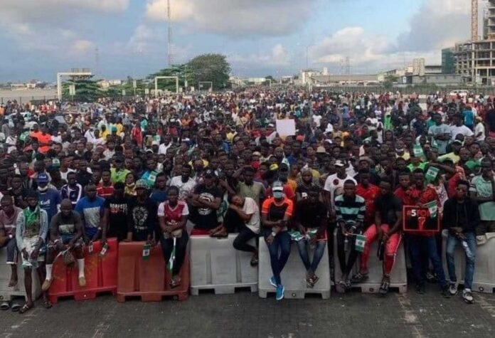 Endsars Protesters At Lekki Toll Gate