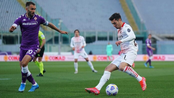 Fiorentina Vs Ac Milan Serie A Match