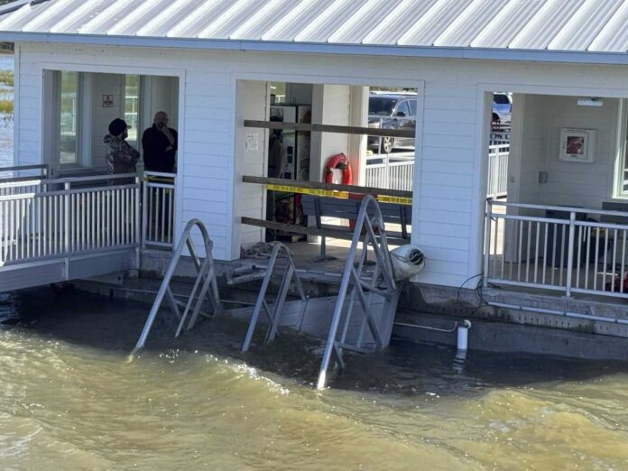 Gangway Collapse Georgia