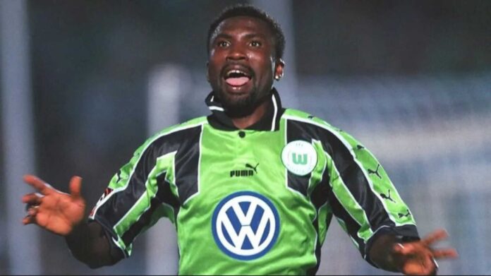 Jonathan Akpoborie Super Eagles