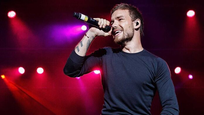 Liam Payne Performing On Stage