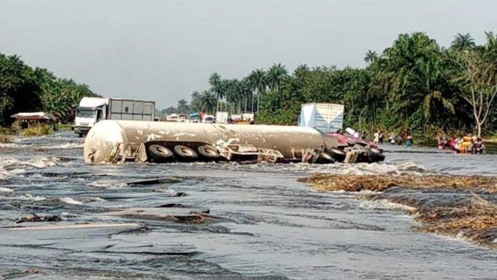 Nddc Repairing East West Road In Nigeria