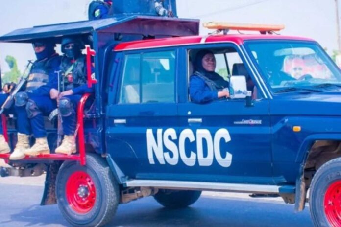 Niger Delta Youths With New Nscdc Vehicles