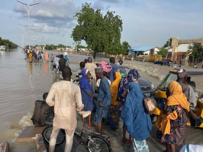 Nigerian Correctional Service Inmates Escape Flood Prison