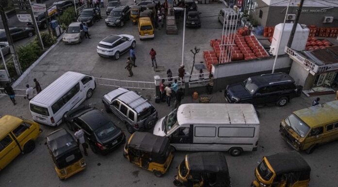 Nigerians Using Public Transport Due To High Fuel Prices