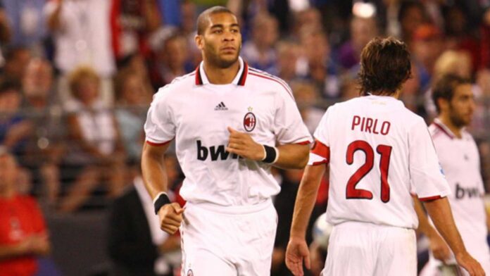 Oguchi Onyewu And Zlatan Ibrahimovic Fight During Milan Training