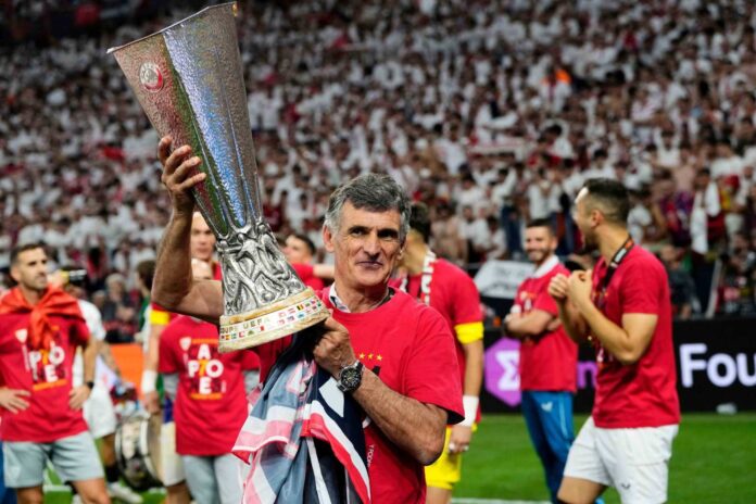 Olympiacos Fc Coach Jose Luis Mendilibar