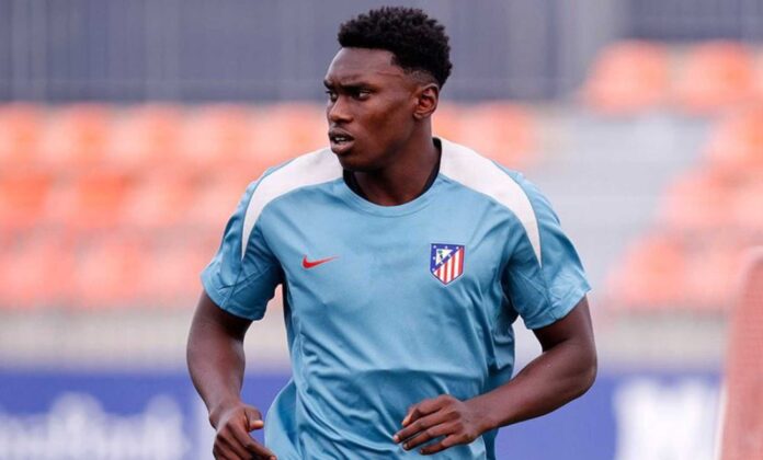 Samu Omorodion Training At Atlético Madrid