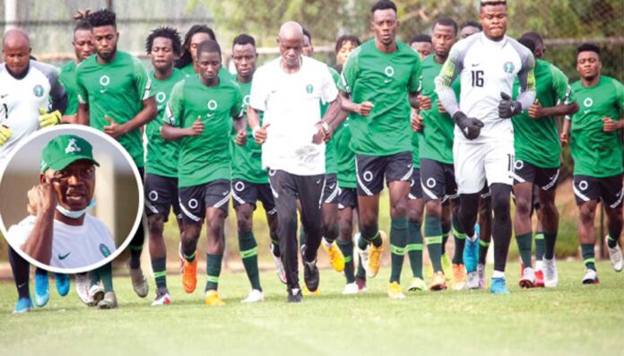 Austin Eguavoen With Super Eagles Players