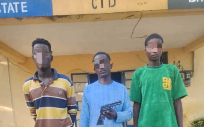 Bauchi State Police Command Arresting Robbery Suspects