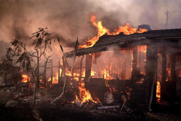 California Wildfire Destruction Homes Ventura County