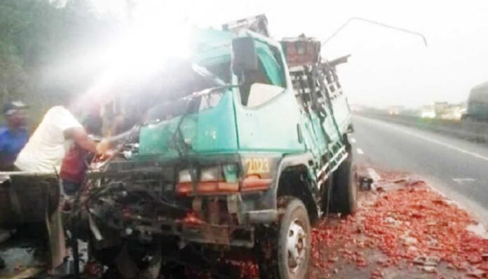 Lagos Ibadan Expressway Auto Crash