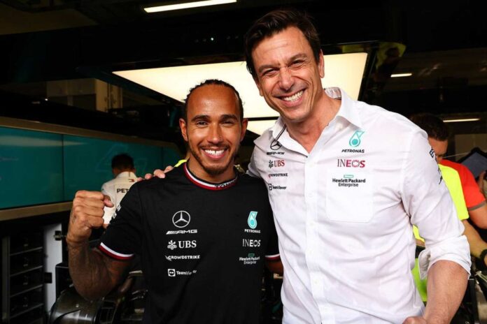 Lewis Hamilton And Toto Wolff Formula 1