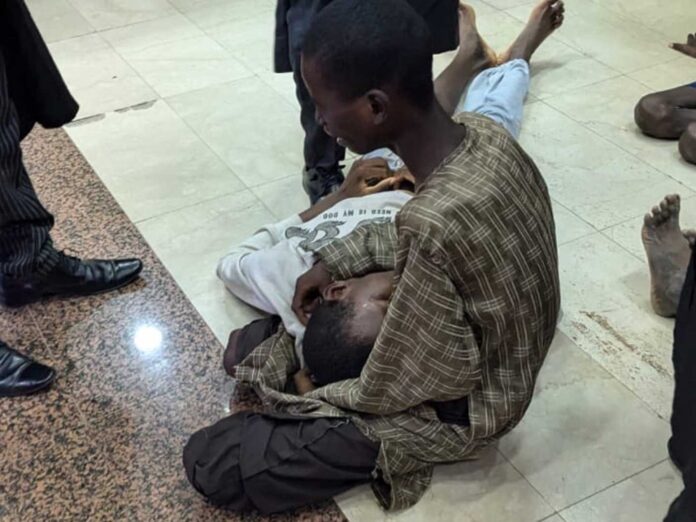 Minors Collapsing In Court During #endbadgovernance Protest Arraignment