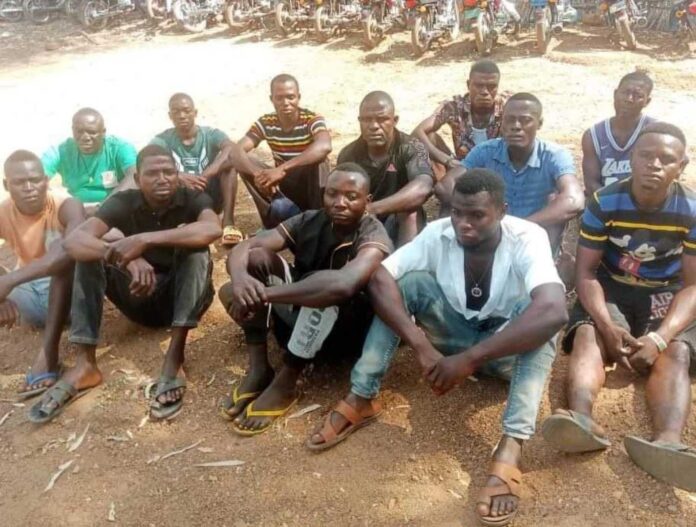 Nigerian Army Arresting Kidnappers In Taraba