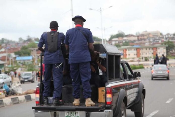 Nscdc Operatives Arresting Suspects In Kano