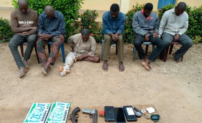 Police Parading Suspected Armed Robbers In Osun