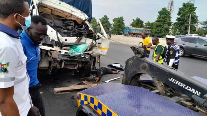 Policeman Killed In Lagos Ibadan Expressway Crash