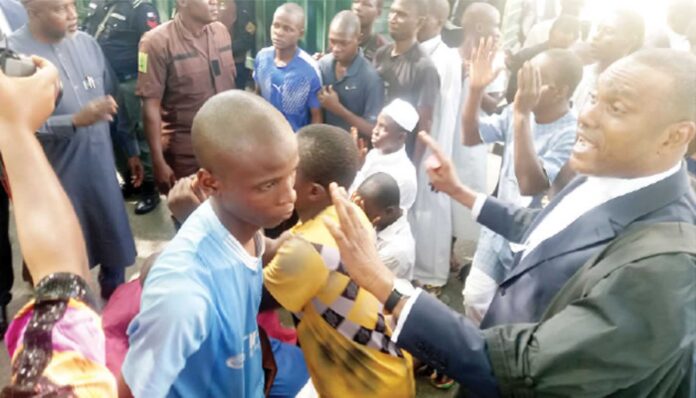 Reps Minority Caucus Demands Compensation For Minors #endbadgovernance Protest