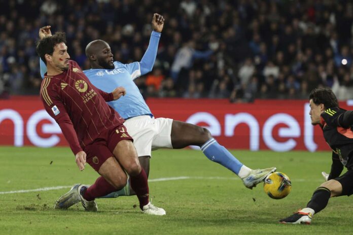 Romelu Lukaku Scoring Goal Against Roma In Serie A