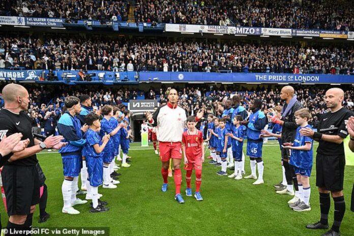 Arsenal Liverpool Premier League Trophy Clash