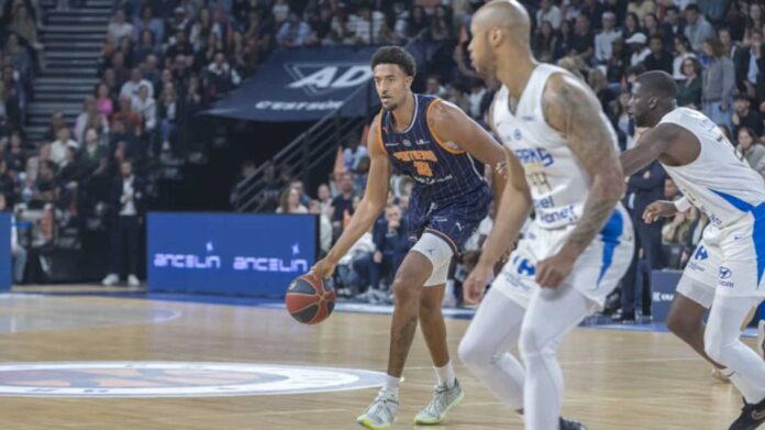 Basketball Match Poitiers Antibes Arena