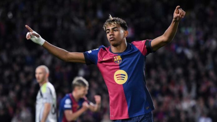 David Villa Lamine Yamal Barcelona Celebration