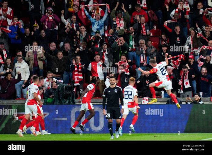 Igoh Ogbu Celebrating With Slavia Prague Teammates