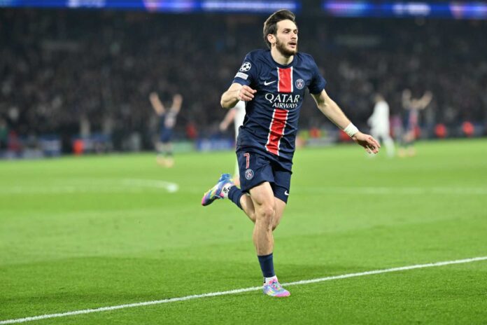 Khvicha Kvaratskhelia Psg Action Shot