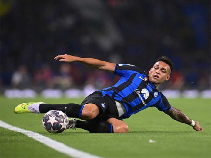 Lautaro Martínez In Champions League Action