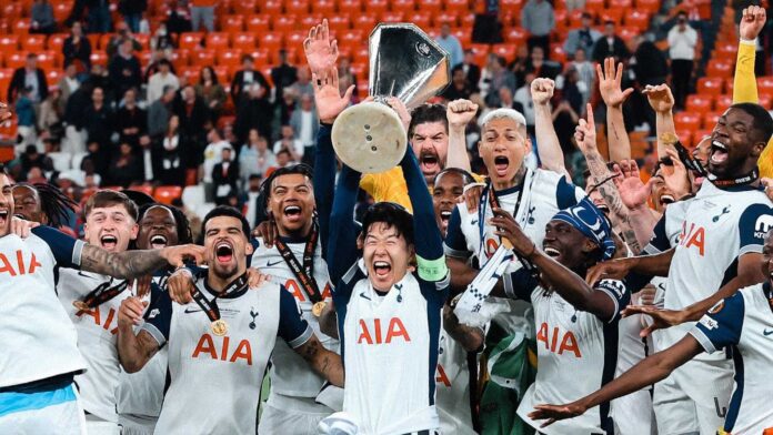 Tottenham Hotspur Trophy Celebration