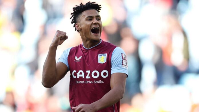 Ollie Watkins Playing For Aston Villa