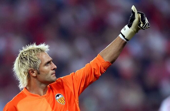 Santi Cañizares Football Career And Commentary