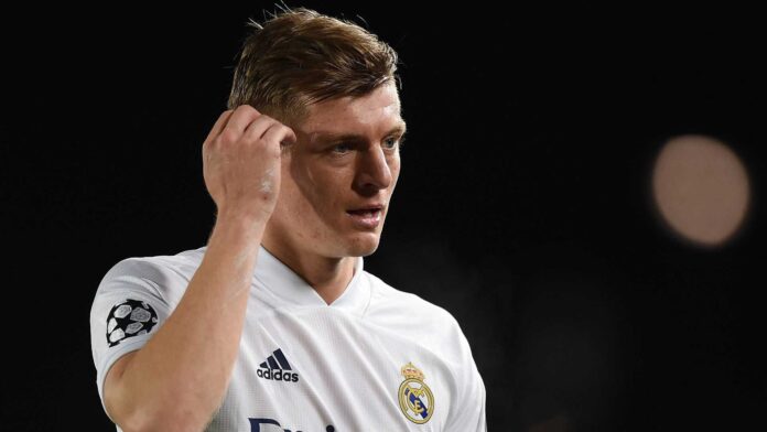 Toni Kroos In Real Madrid Jersey Reunion