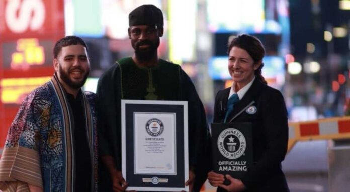 Tunde Onakoya Presenting Guinness World Record Certificate