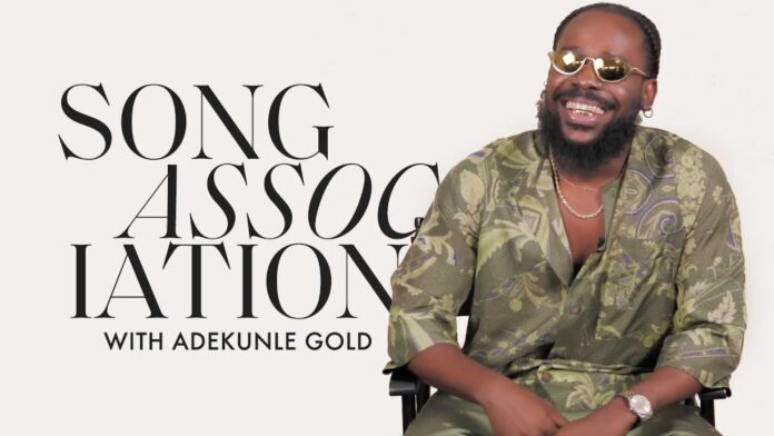 Adekunle Gold Giving Money To Graduates