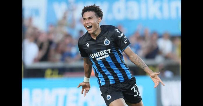 Antonio Nusa Playing Football