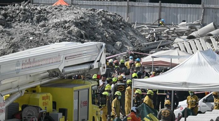 Paetongtarn Shinawatra Walking In Bangkok Government House