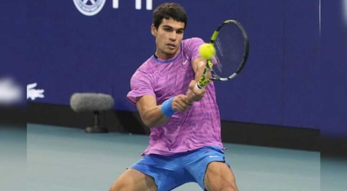 Carlos Alcaraz Tennis Action