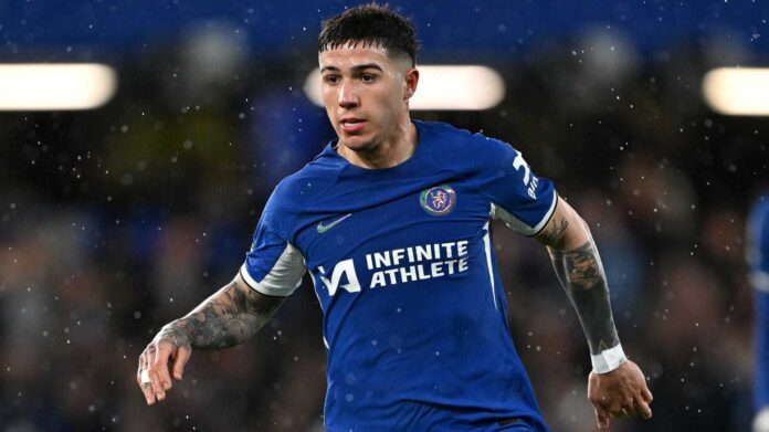 Enzo Fernández Playing For Chelsea