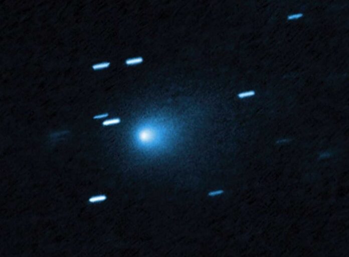 Hubble Telescope And Comet 3i/atlas Image