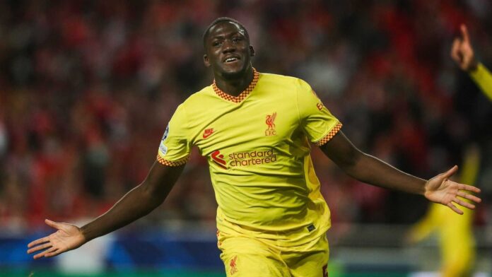 Ibrahima Konaté Playing Football