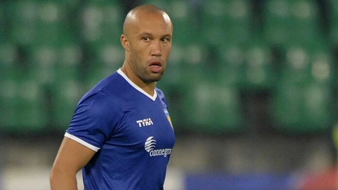 Mikael Silvestre Football Advice Image