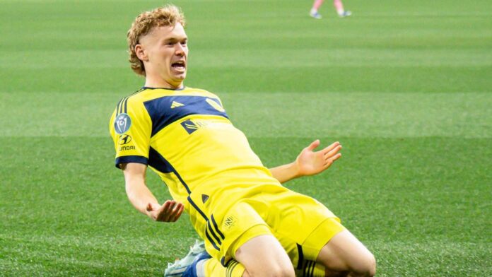 Nashville Sc Players Celebrating Victory At Geodis Park