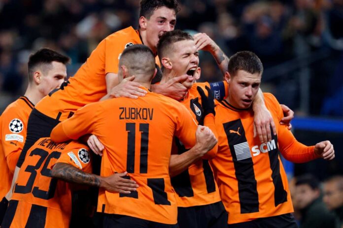 Shakhtar Donetsk Players During Match